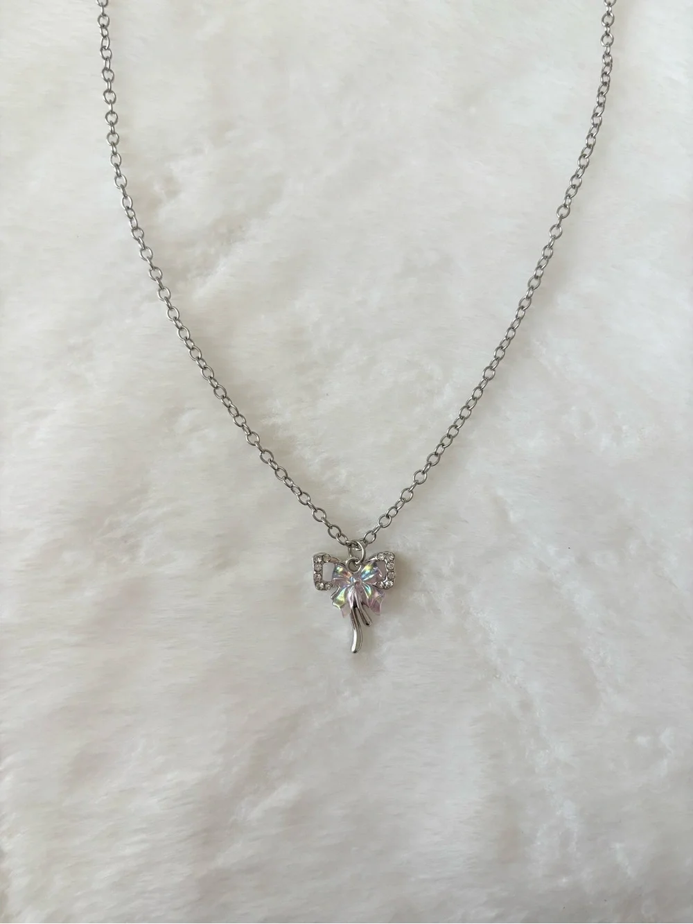 5/$15 🩷 MUST BUNDLE Silver Bow & Crystal Pendant Necklace - Women Jewelry